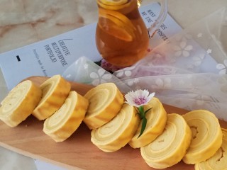 20、虎皮蛋糕卷,颜值和味道都在线的虎皮蛋糕卷就完成了