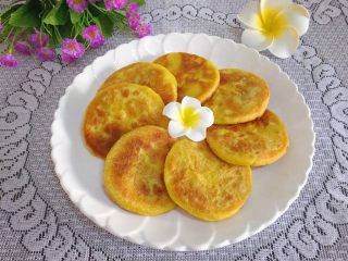 18、香煎花生南瓜饼,好看又好吃的花生南瓜饼，要不要来一个哈哈～