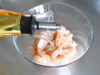 12、街头小吃自己做---香酥无骨鸡柳,玉米油。