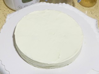 19、抹茶千层蛋糕,叠了一半了，是不是快没耐心了，坚持要完成了