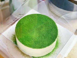 22、抹茶千层蛋糕,颜色是不是很漂亮？