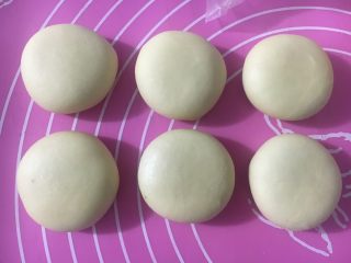 34、向日葵豆沙面包,其余5个也都如法炮制