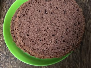 1、6寸巧克力裸蛋糕,巧克力蛋糕片3片