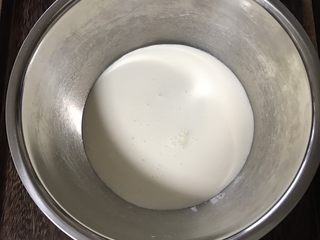 2、6寸巧克力裸蛋糕,淡奶油200克