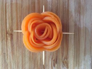 20、沙拉花束,直至串成满意的大小～