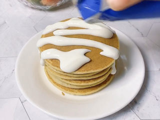 13、香蕉松饼????,搭配上酸奶味道更好呢