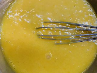 22、零失败魔法蛋糕,Z字搅拌均匀。