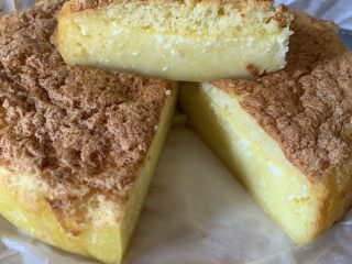 40、零失败魔法蛋糕,晾凉切开。