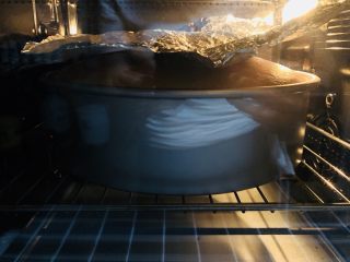 22、十寸戚风蛋糕(不开裂),中途加锡纸防止上色过度