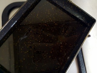 11、香菜芝士饭团～剩米饭也有春天,不粘锅里放油，烧到八分热