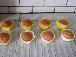 14、小巧杯子蛋糕,杯子蛋糕成品图╮(╯▽╰)╭