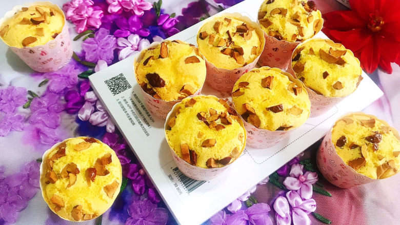 玉米面杯子蛋糕少油少糖粗粮蛋糕