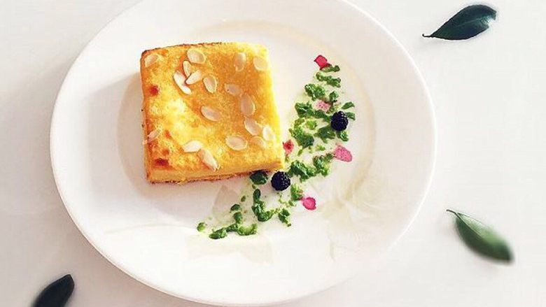 街头流行美食岩烧乳酪