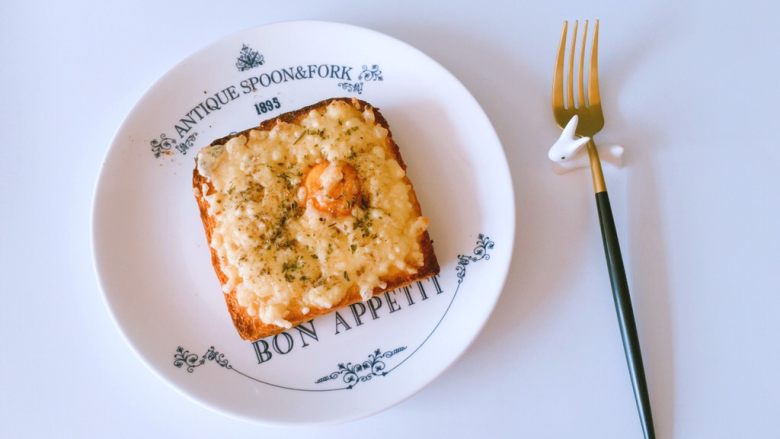 早餐鸡蛋芝士土司面包