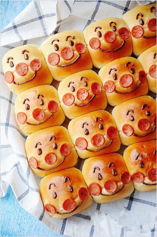 时下超级火爆的萌哒哒面包面包超人挤挤面包