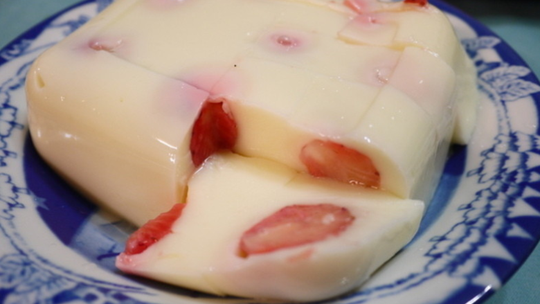 独创草莓奶冻