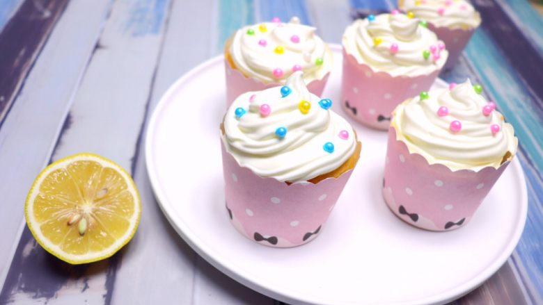 春暖花开懒人奶油纸杯蛋糕约起来哦