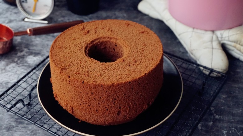 浓郁巧克力戚风蛋糕