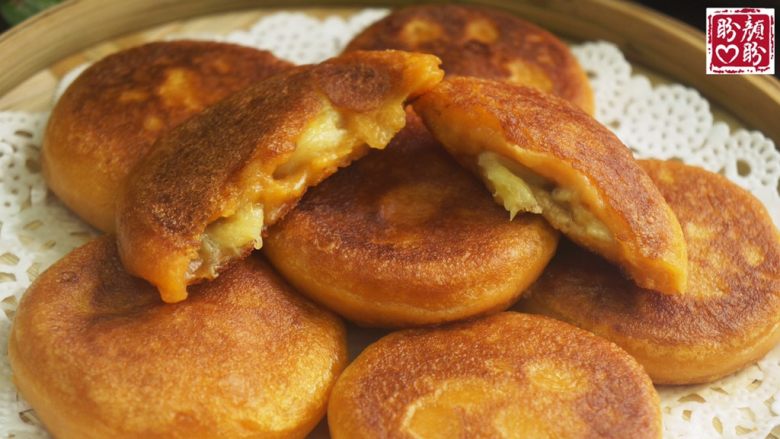 一根香蕉一碗糯米粉一块地瓜就能做出美味的红薯香蕉糯米饼