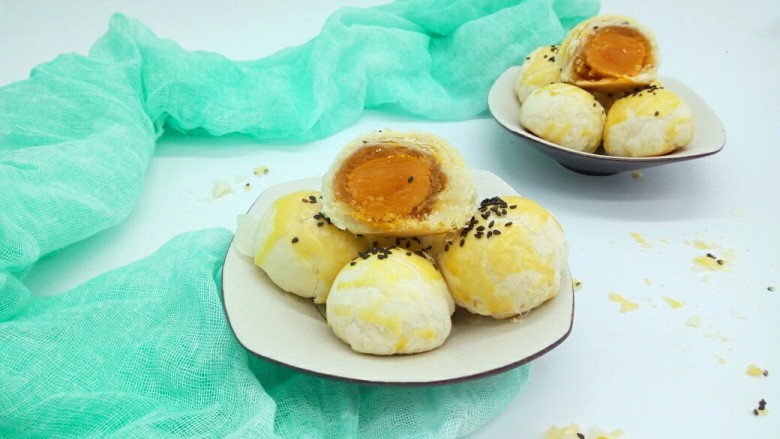 甜味凤梨蛋黄酥