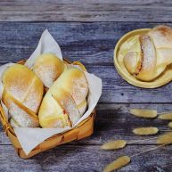 牛奶炼乳蔓越莓软欧