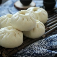 东北猪肉酸菜馅包子