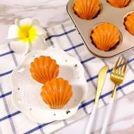 花生酱夹心玛德琳蛋糕