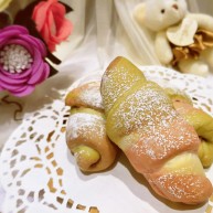 家有烤箱＋彩色面包卷