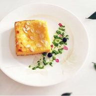 街头流行美食岩烧乳酪