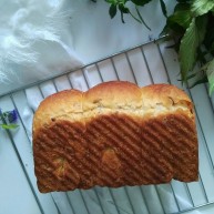 早餐醇香花生碎土司