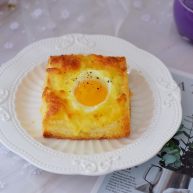 鸡蛋芝士爆浆吐司