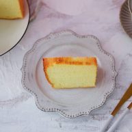 7寸中空原味戚风蛋糕