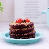 紫薯酸奶果仁芝麻饼