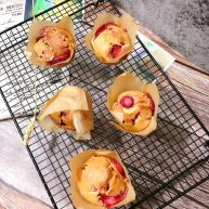 淡奶油草莓玛芬