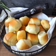 奶香石头小面包