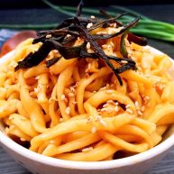 早餐自制手擀葱油捞面