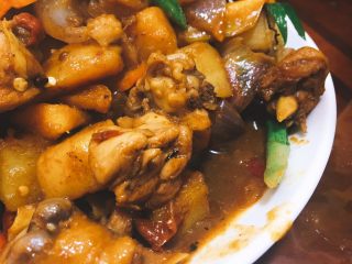 25、大盘鸡,不愧是下饭神器,汤汁拌米饭都可以吃几碗