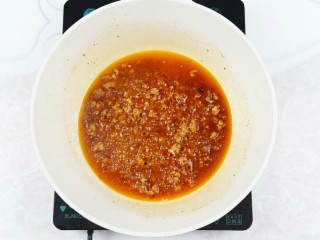 11、杂酱面,翻炒均匀