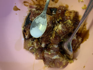 10、锡纸烤排骨,盐少许