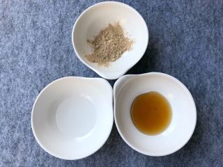 3、梅菜扣肉,扣肉粉3g（可以用十三香代替），醋10g，蜂蜜10g