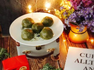 25、时令菜谱-网红艾草青团,常温储存2天，冷藏3-4天。