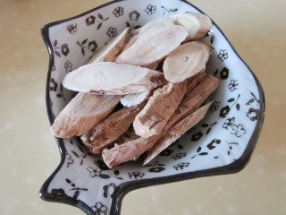 4、冬至美食～当归生姜羊肉汤,黄芪党参补气