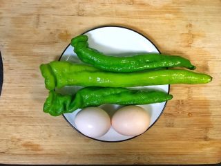 1、超满足便当(6),辣椒洗净去头去籽