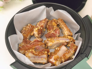 14、蒜香烤排骨,不需要放油