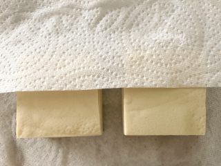 18、吃豆腐~豆子与豆腐的碰撞,用厨房纸吸干豆腐的水分,