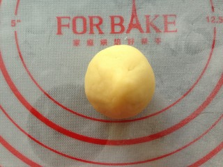 8、小鸡烧果子,用虎口收拢。