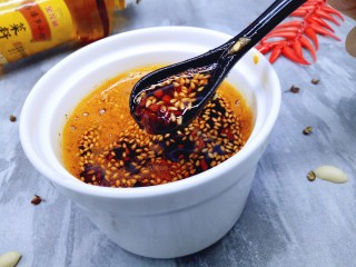 15、油泼辣子,看着是不是很过瘾。(^_^)