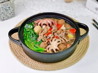 12、牛肉火锅,简单又好吃。