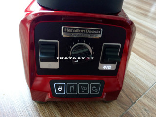 10、南瓜燕麦浓汤,接通电源，启动“浓汤”程序；