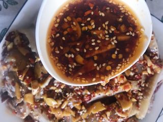 20、川香口水鸡,淋上调好的料汁